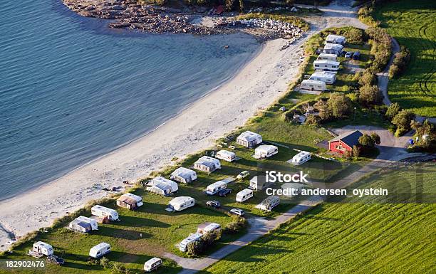 Campamento En Escandinavia Foto de stock y más banco de imágenes de Camping - Camping, Noruega, Bodø - Noruega