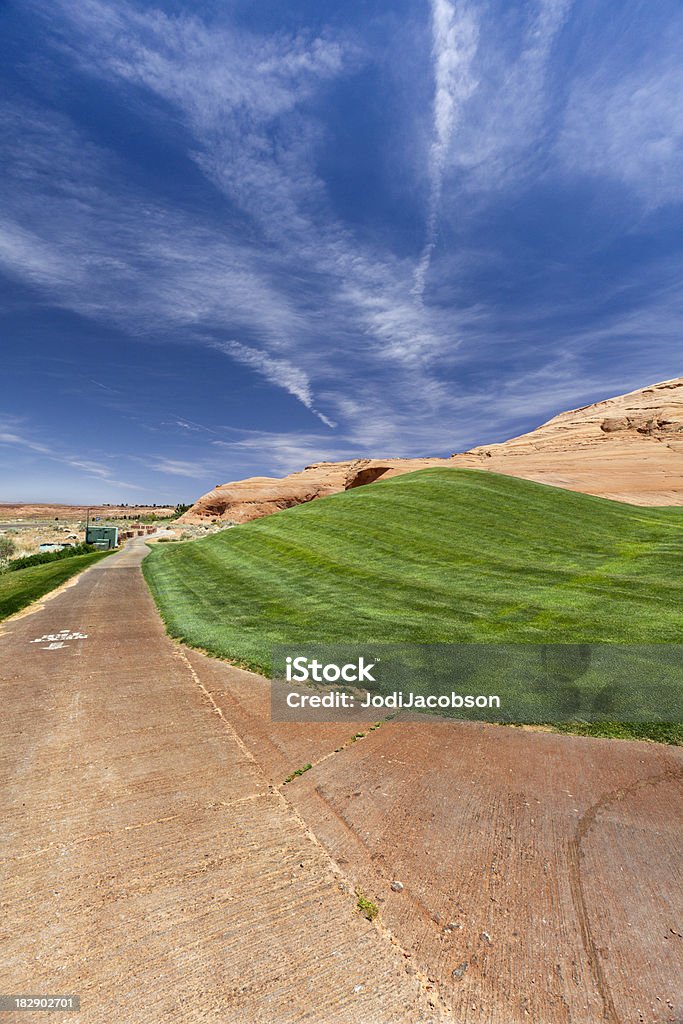 Campo de golfe com interessantes sky - Foto de stock de Carrinho de Golfe royalty-free