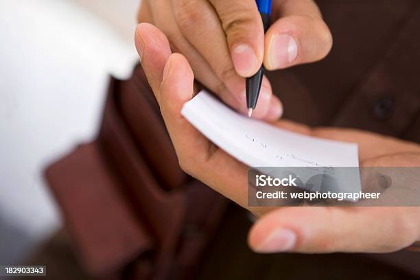 Foto de Garçom e mais fotos de stock de Garçom - Garçom, Adulto, Atividade