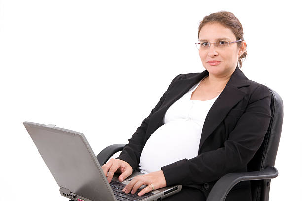 istock Pregnant Business Woman 182904122