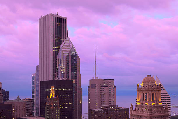 istock Aerial View of Downtown Chicago at Sunset 182904716