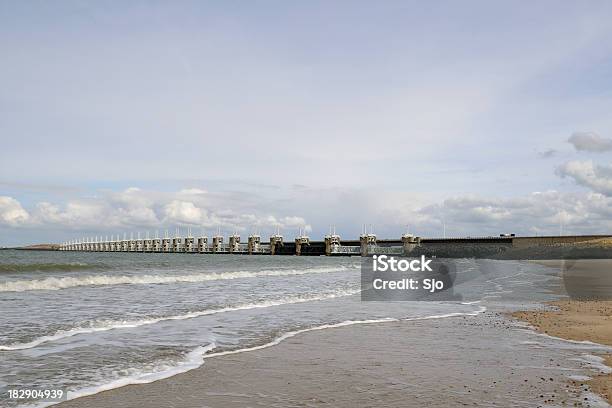 Foto de Oosterschelde Vontade e mais fotos de stock de Scheldt Oriental - Scheldt Oriental, 1953, Azul