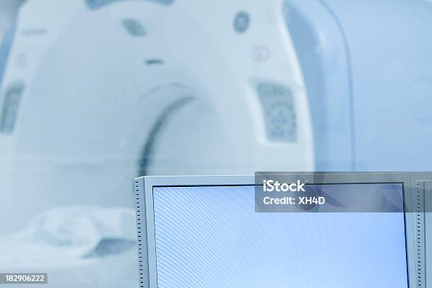 Photo libre de droit de Scanner Tomographique Axial Informatisé Dans Hospital banque d'images et plus d'images libres de droit de Aimant