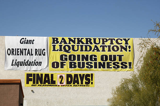 istock Bankruptcy liquidation sign 182906696