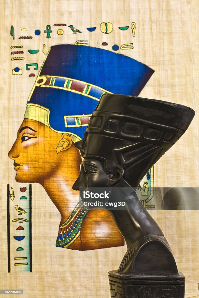 Nefertiti Statua Pamiątka - Zbiór ilustracji royalty-free (Nefertiti)