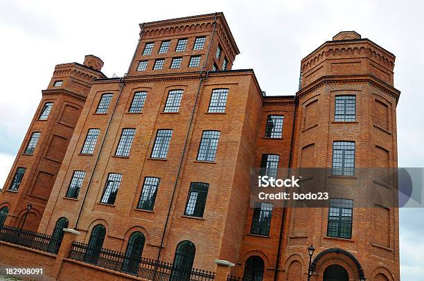 Stara Fabryka - zdjęcia stockowe i więcej obrazów Architektura - Architektura, Bez ludzi, Budynek z zewnątrz