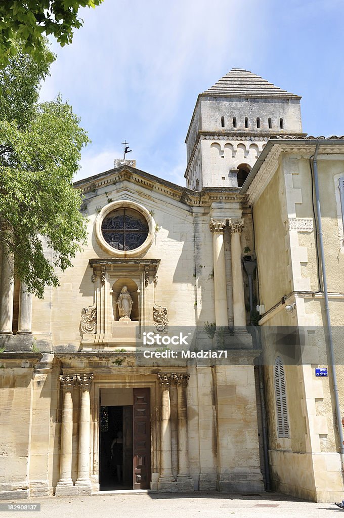 Saint-Paul-de-Mausole monastery (Provence, Francja - Zbiór zdjęć royalty-free (Architektura)