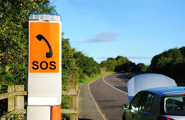 sos de emergência, ligue para - car road highway open - fotografias e filmes do acervo