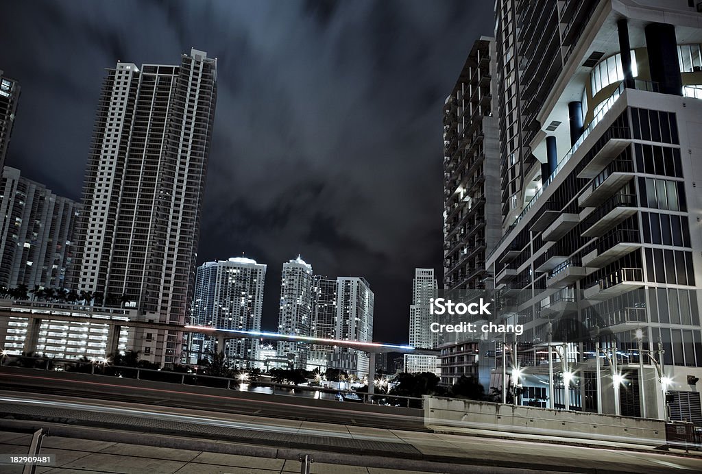 Vista nocturna del área de la ciudad de Miami, Brickell - Foto de stock de Arquitectura libre de derechos