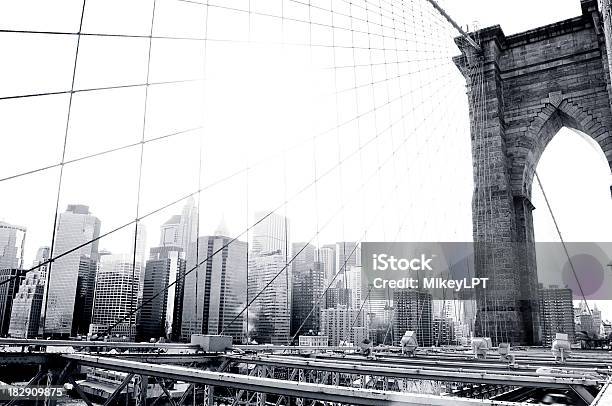 Brooklyn Bridge - zdjęcia stockowe i więcej obrazów High key - High key, Panorama miasta, Nowy Jork