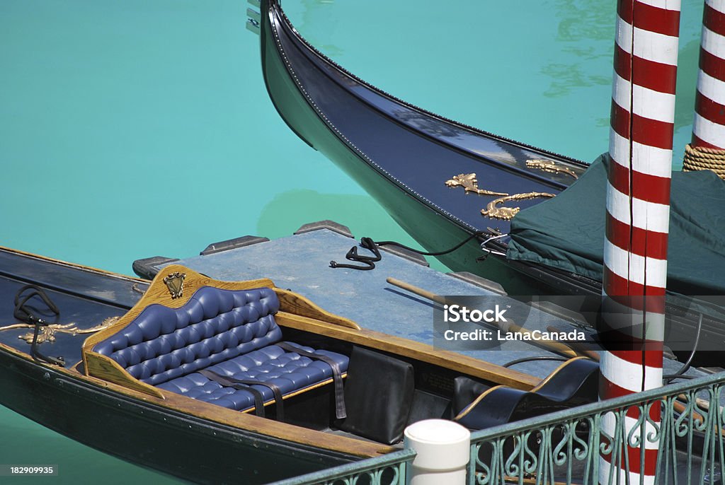 Wyśmienite Desing gondolą's Łuk i siedziskiem - Zbiór zdjęć royalty-free (The Venetian)