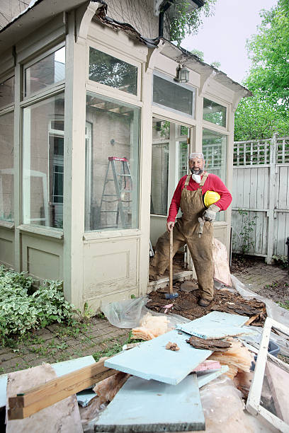 istock Major renovations on a home 182910736