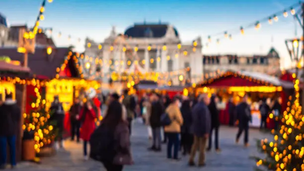 Photo of Christmas market in Zurich-Bellevue - blurr