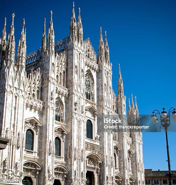 Cúpula De La Catedral De Milán Lugar De Italia Foto de stock y más banco de imágenes de Arquitectura - Arquitectura, Arte, Arte y artesanía