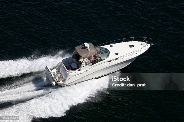 Barco De Prazer - Fotografias de stock e mais imagens de Navio Pesqueiro - Navio Pesqueiro, Vista Aérea, Luxo