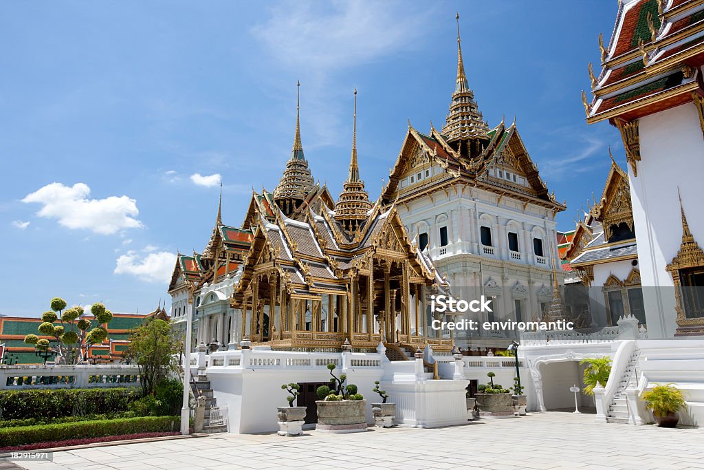 Чакри Maha Prasat трон зал в Гранд Палас, Bangkok. - Стоковые фото Архитектура роялти-фри