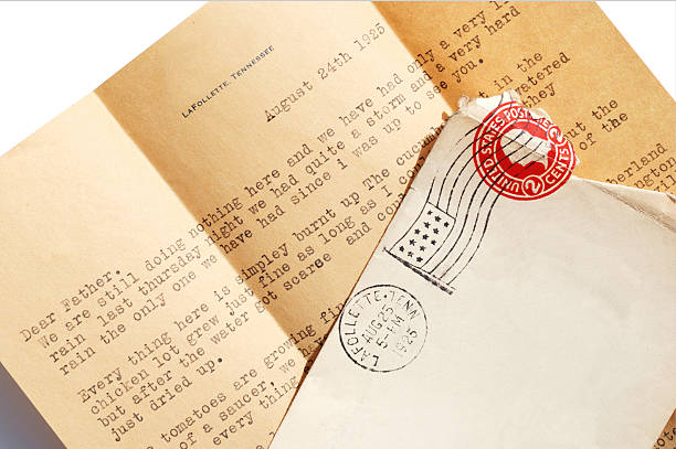 istock Old letter and stamped envelope from LaFollette, TN 182919441