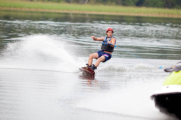 istock Extreme Sports Wakeboarding 182920579