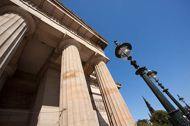 istock Doric columns and streetlamps 182920817