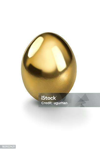 Golden Egg — стоковые фотографии и другие картинки Пасхальное яйцо - Пасхальное яйцо, Яйцо животного, Яйцо