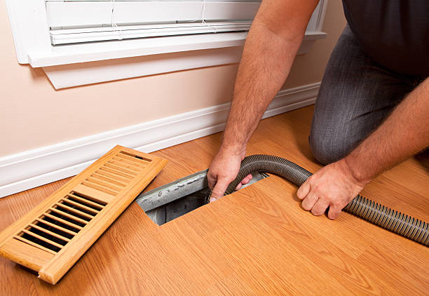 istock Professional Air Duct Cleaning 182923533