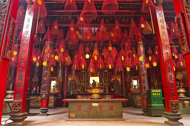 istock Interior of Chinese temple 182923778