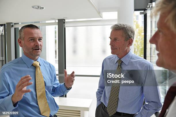 Empresário - Fotografias de stock e mais imagens de 50 Anos - 50 Anos, 60-69 Anos, Adulto