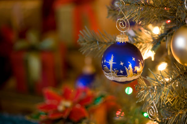 istock Nativity Scene Christmas Ornament 182925969