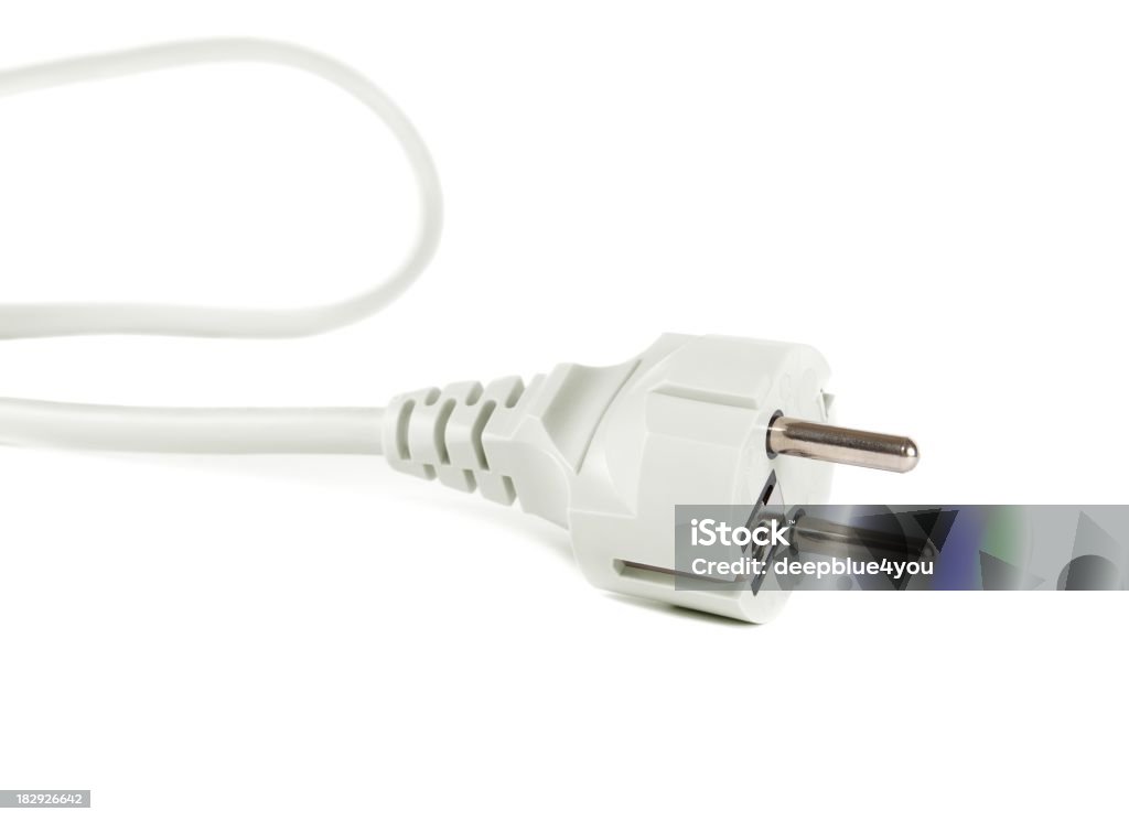 Bianco 220 volt Spina con cavo isolato su bianco - Foto stock royalty-free di Sdraiato