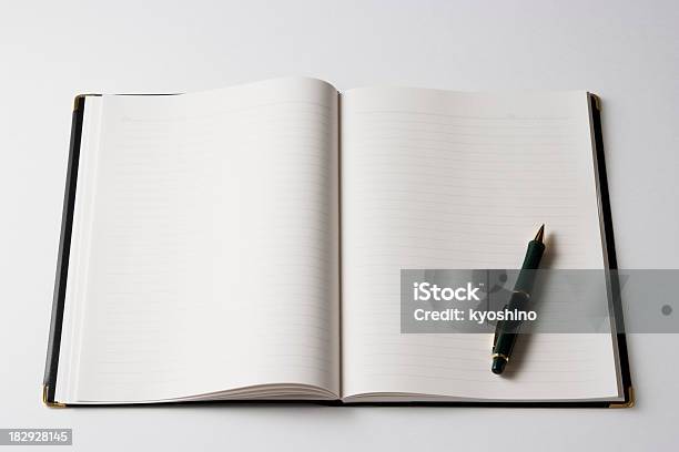 オープンペンでノートに空白の白い背景 - からっぽのストックフォトや画像を多数ご用意 - からっぽ, カットアウト, カラー画像
