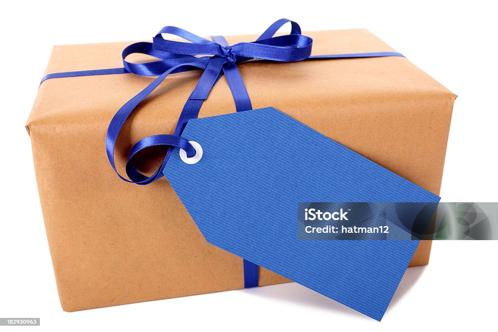 Paquete de papel marrón y azul tarjeta de regalo - Foto de stock de Azul libre de derechos