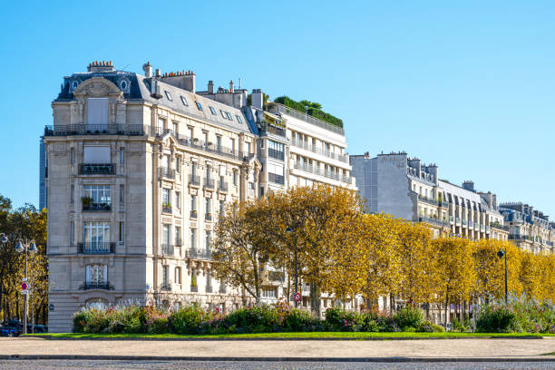 istock Facade of a Parisian building, in autumn 1829312644