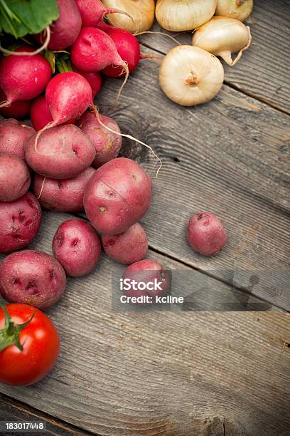 Foto de Legumes e mais fotos de stock de Alimentação Saudável - Alimentação Saudável, Batata - Tubérculo, Batata vermelha