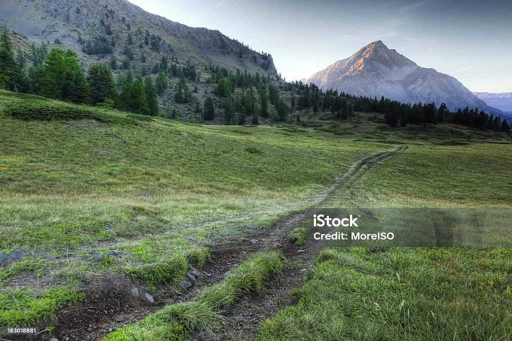 Paesaggio di montagna sulle Alpi, Monte Chaberton - Foto stock royalty-free di Piemonte