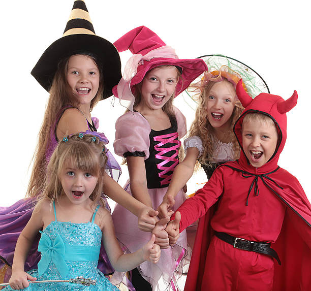 istock Halloween Children with Thumbs Up. 183019910