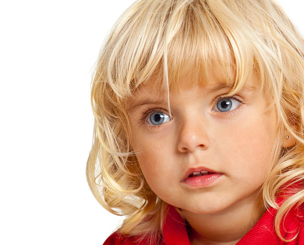 istock small beauty girl 183019954