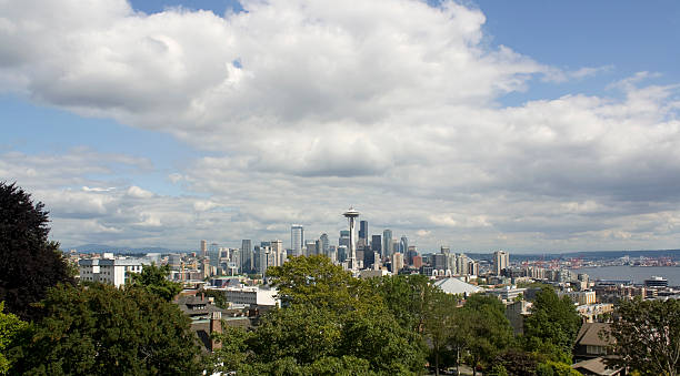 istock Seattle, Washington City Skyline 183020481