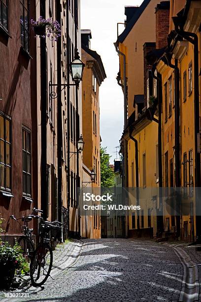Stare Miasto W Sztokholmie - zdjęcia stockowe i więcej obrazów Architektura - Architektura, Bez ludzi, Bicykl