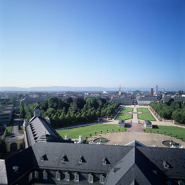 istock View of Karlsruhe castle chateau  (image size XXXL) 183021286