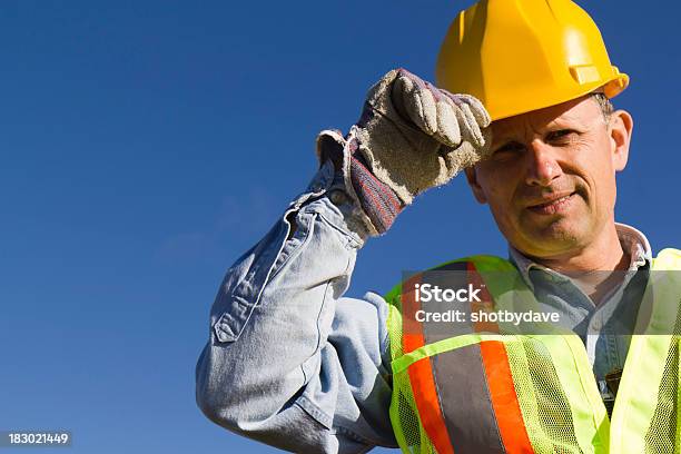 Spitze Der Bauarbeiterhelm Stockfoto und mehr Bilder von Bergbau - Bergbau, Beamter, Employee