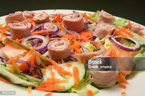 Ensalada De Antipasto Foto de stock y más banco de imágenes de Antipasto - Antipasto, Comida italiana, Comida para llevar