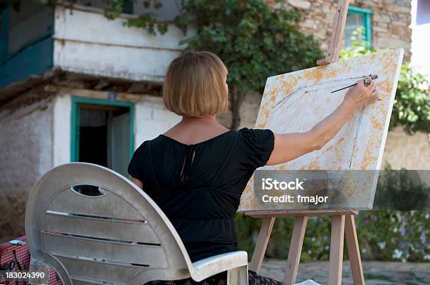 El Artista Foto de stock y más banco de imágenes de Actividad - Actividad, Actividades recreativas, Actuación - Espectáculo