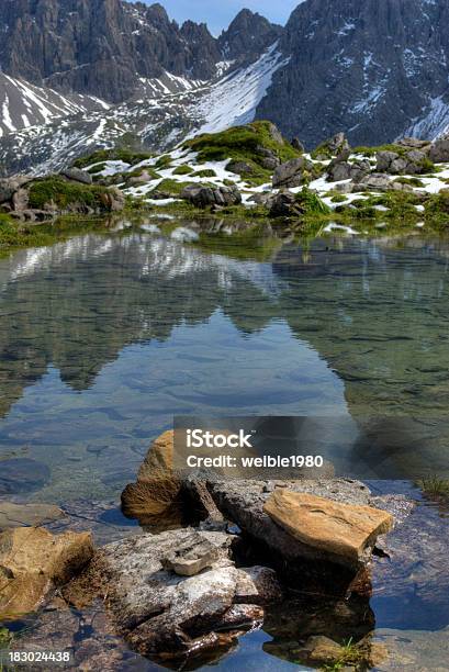 Steine In Einem Kleinen See Stockfoto und mehr Bilder von Alpen - Alpen, Altwasser - Stehendes Gewässer, Altwasser - Wasser