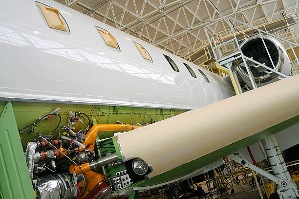 항공 산업에서 - aerospace industry production line industry airplane factory 뉴스 사진 이미지
