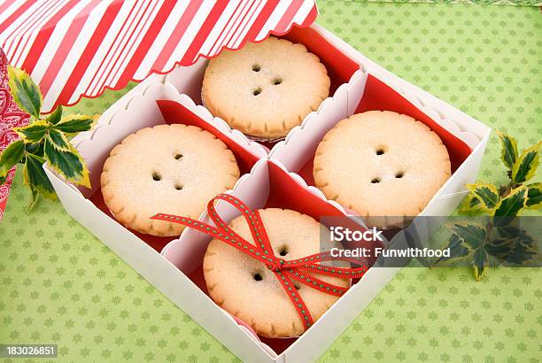 Caixa De Presente De Natal Carne Picada Empadão De Carne Sobremesa Férias Bicarbonato Alimentos - Fotografias de stock e mais imagens de Assado no Forno