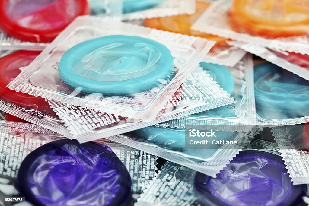 안전한 성별 색상화 콘돔 - 로열티 프리 콘돔 스톡 사진
