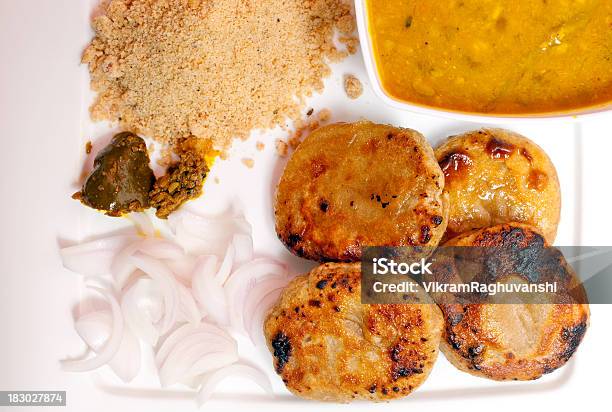 De Rajasthani Cusine Refeições Chamado Dal Baati Churma - Fotografias de stock e mais imagens de Alimentação Não-saudável