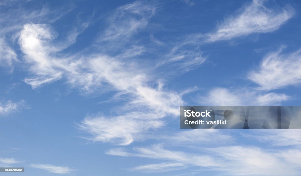 Nubes XXXL alta - Foto de stock de Cirrostrato libre de derechos