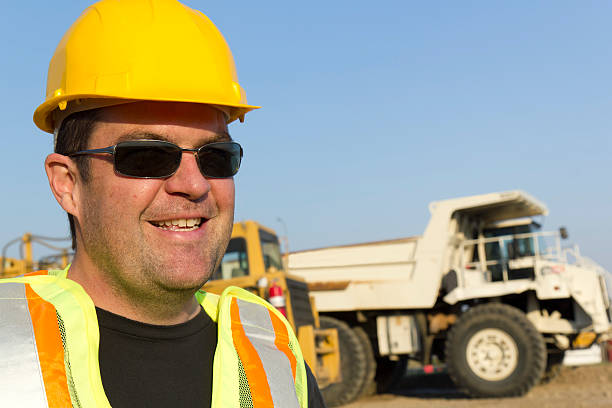 istock In Front of a Dump Truck 183029141