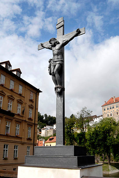 istock Iron Crucifix in Cesky Krumlov 183032808